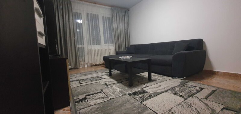 Pantelimon, Parcul Florilor, str. Hatisului