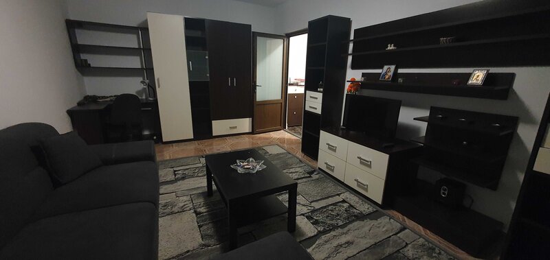Pantelimon, Parcul Florilor, str. Hatisului
